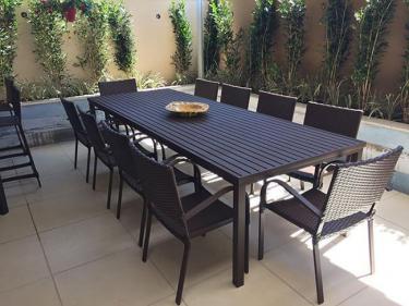 Conjunto de Mesa Casual Ripada e Poltronas Budapeste 